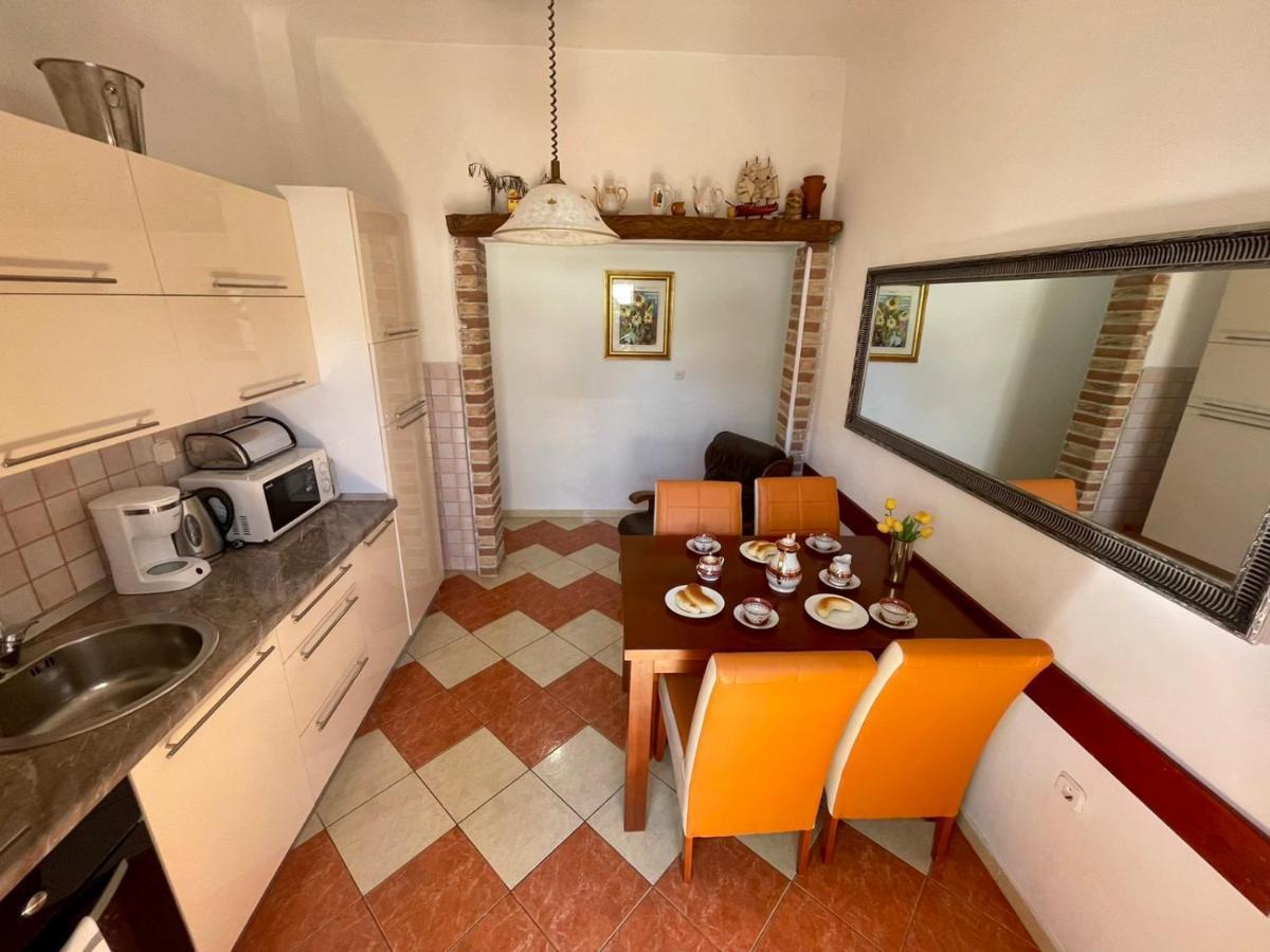 Apartments Villa Herak Porec Ngoại thất bức ảnh